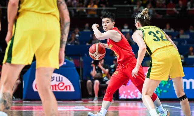 kaiyun sports-女篮进决赛登顶热搜榜首 杨毅:女篮赢球不意外!